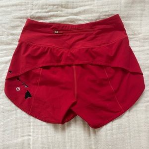 Hawaii Lululemon Tall size 2 Speed Up Shorts Color dark red